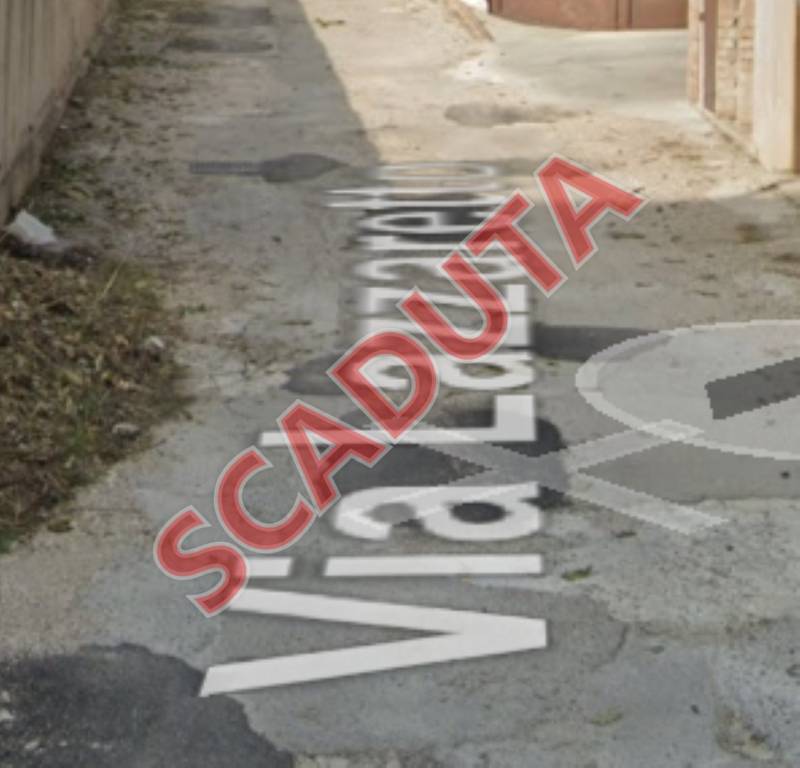 appartamento in vendita a Maddaloni in zona Montedecoro