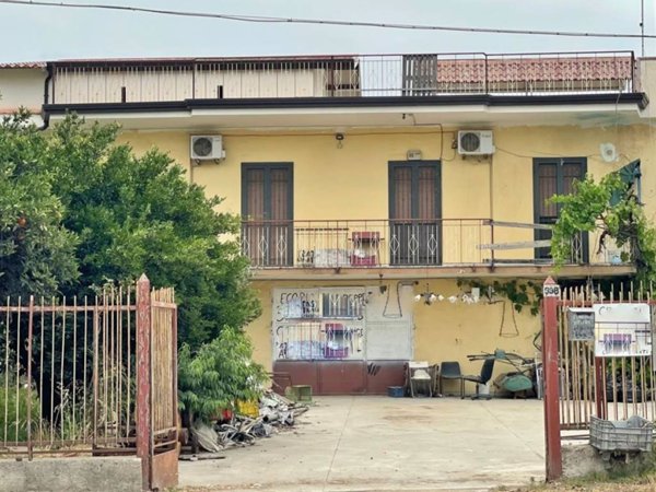casa indipendente in vendita a Maddaloni