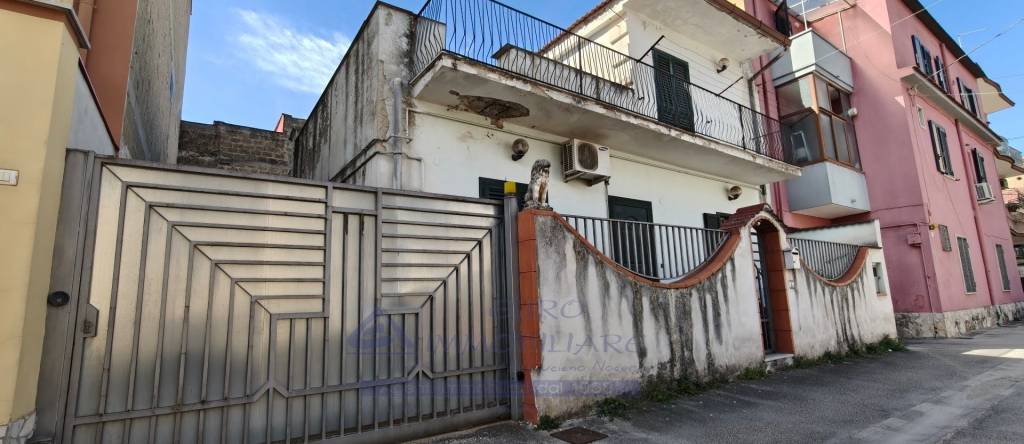 casa indipendente in vendita a Maddaloni