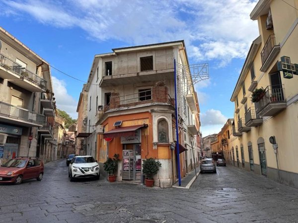 intera palazzina in vendita a Maddaloni