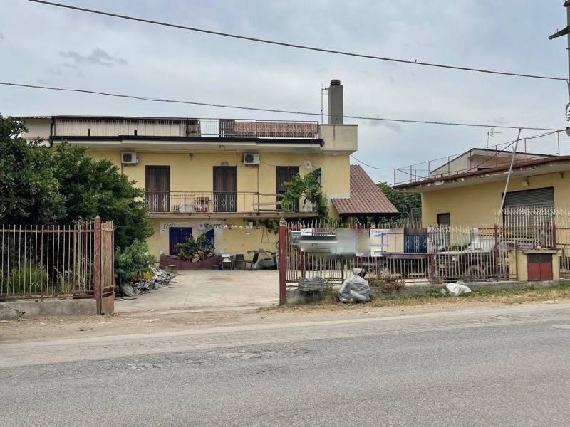 casa indipendente in vendita a Maddaloni