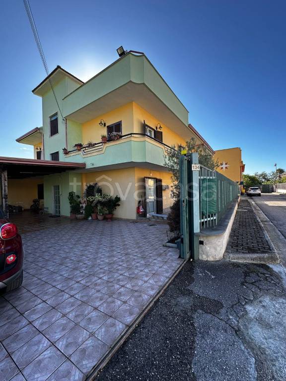 casa indipendente in vendita a Maddaloni