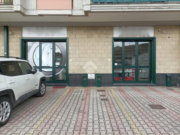 negozio in vendita a Maddaloni