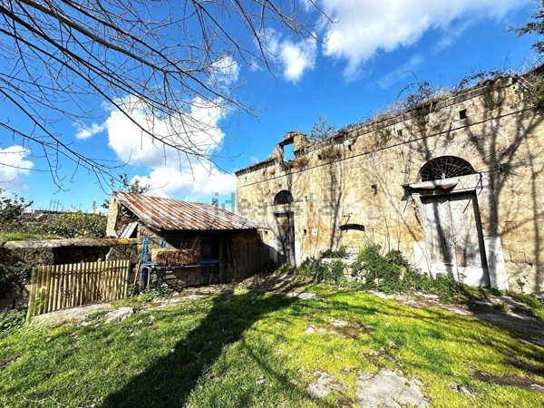 casa indipendente in vendita a Maddaloni