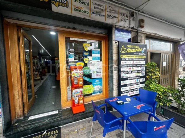 negozio in vendita a Maddaloni