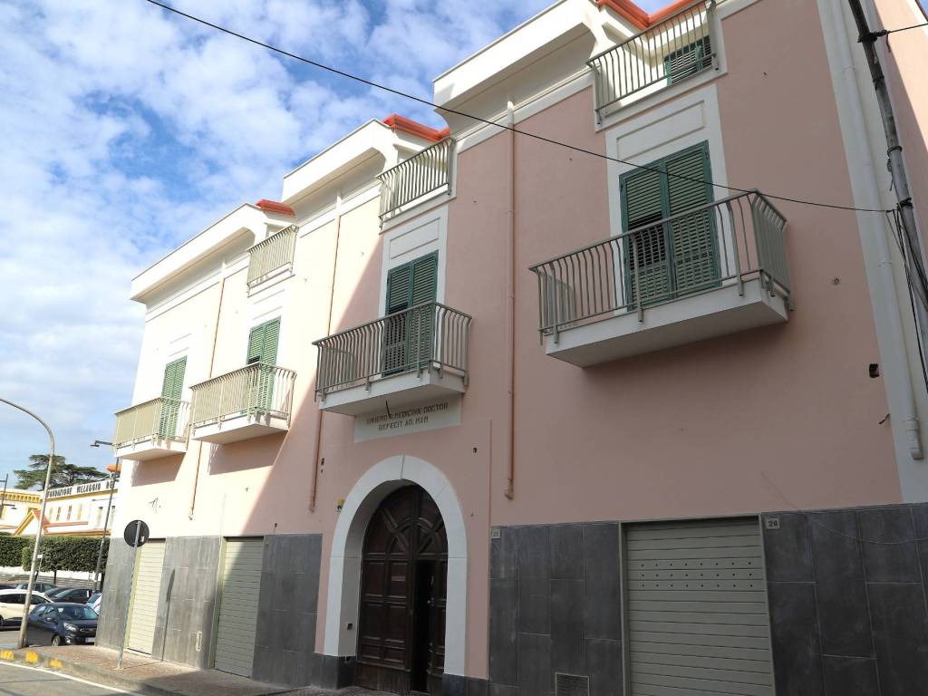 intera palazzina in vendita a Maddaloni