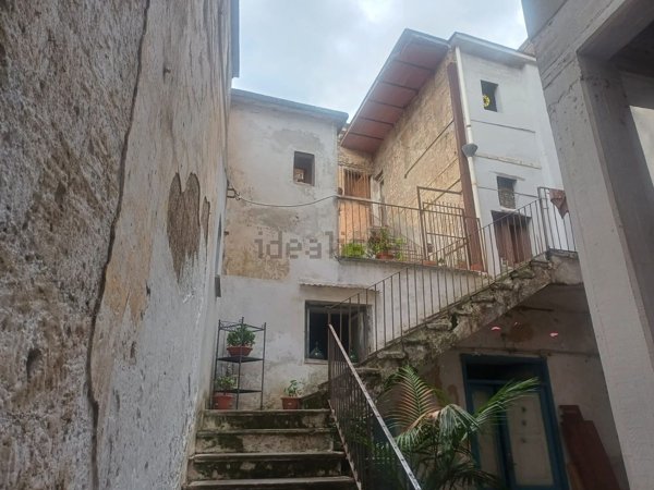 appartamento in vendita a Maddaloni