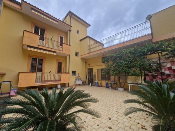 casa indipendente in vendita a Maddaloni
