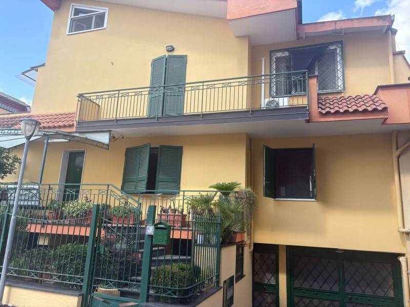 casa indipendente in vendita a Maddaloni