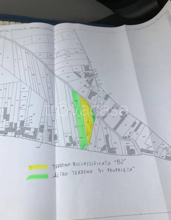 terreno edificabile in vendita a Maddaloni in zona Montedecoro