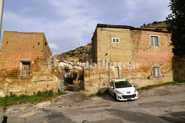 terreno edificabile in vendita a Maddaloni