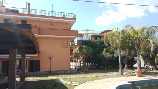 casa indipendente in vendita a Maddaloni in zona Montedecoro