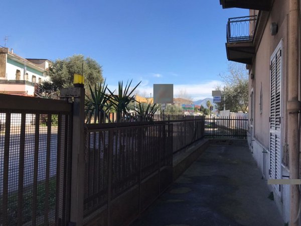 casa indipendente in vendita a Maddaloni