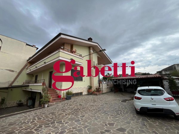 casa indipendente in vendita a Maddaloni