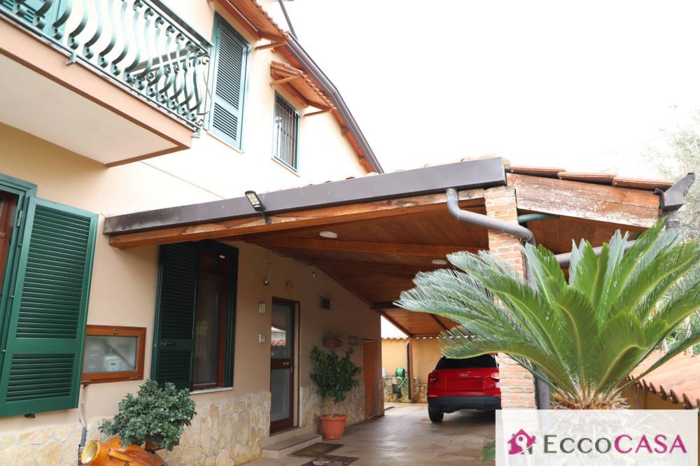 casa indipendente in vendita a Maddaloni