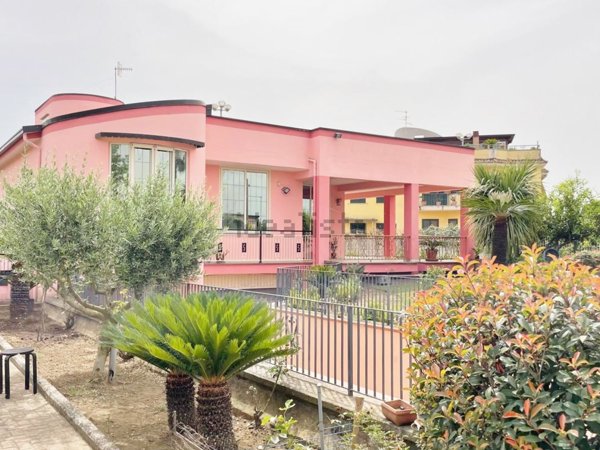 casa indipendente in vendita a Maddaloni