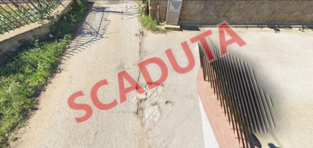 negozio in vendita a Maddaloni