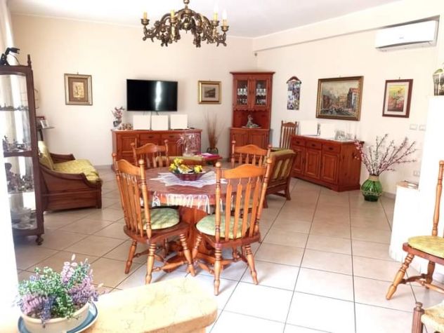 casa indipendente in vendita a Maddaloni