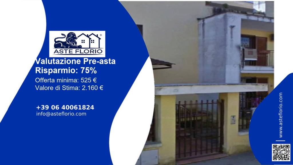 locale commerciale in vendita a Maddaloni