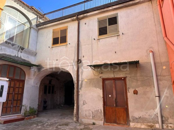 casa indipendente in vendita a Maddaloni