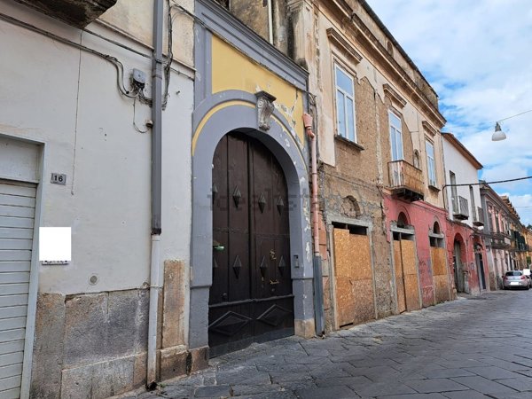 pentavano in vendita a Maddaloni