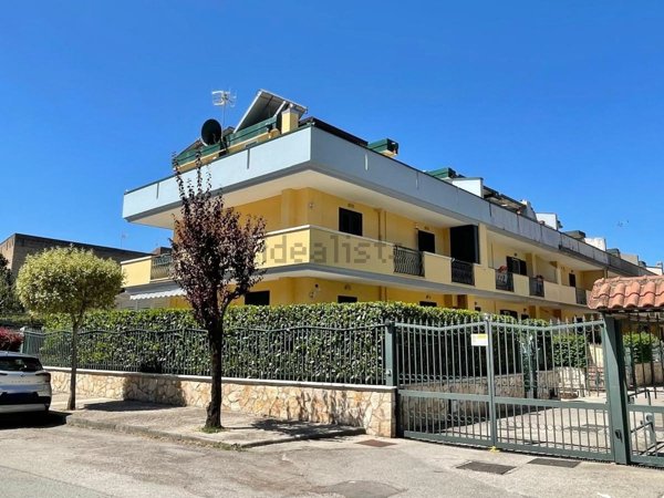 casa indipendente in vendita a Maddaloni