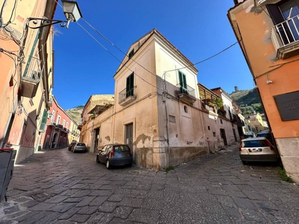 casa indipendente in vendita a Maddaloni