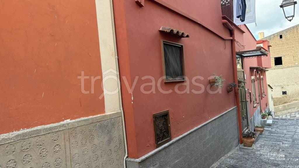 casa indipendente in vendita a Maddaloni