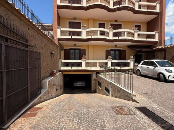 casa indipendente in vendita a Maddaloni in zona Lamia