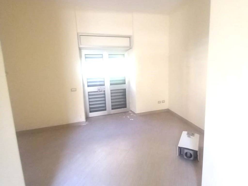negozio in vendita a Maddaloni