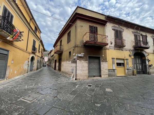 casa indipendente in vendita a Maddaloni