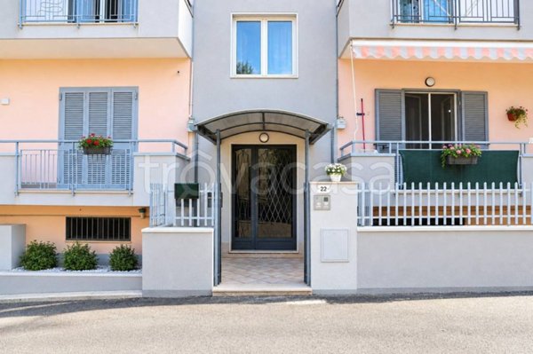 appartamento in vendita a Maddaloni in zona Montedecoro