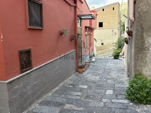 casa indipendente in vendita a Maddaloni