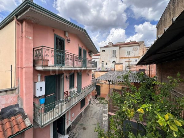 casa indipendente in vendita a Maddaloni