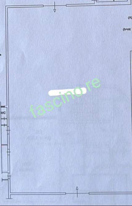 locale commerciale in vendita a Marcianise