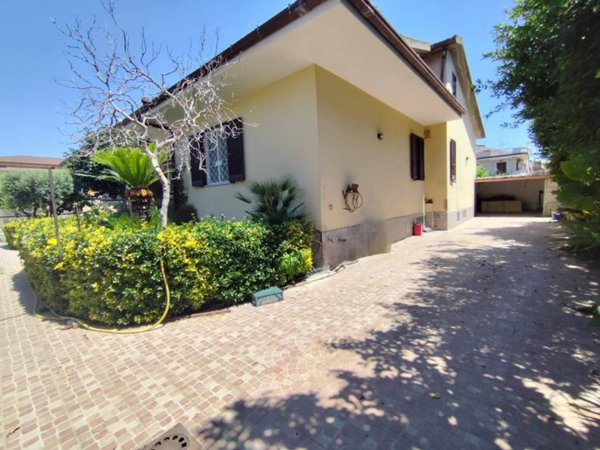 casa indipendente in vendita a Marcianise