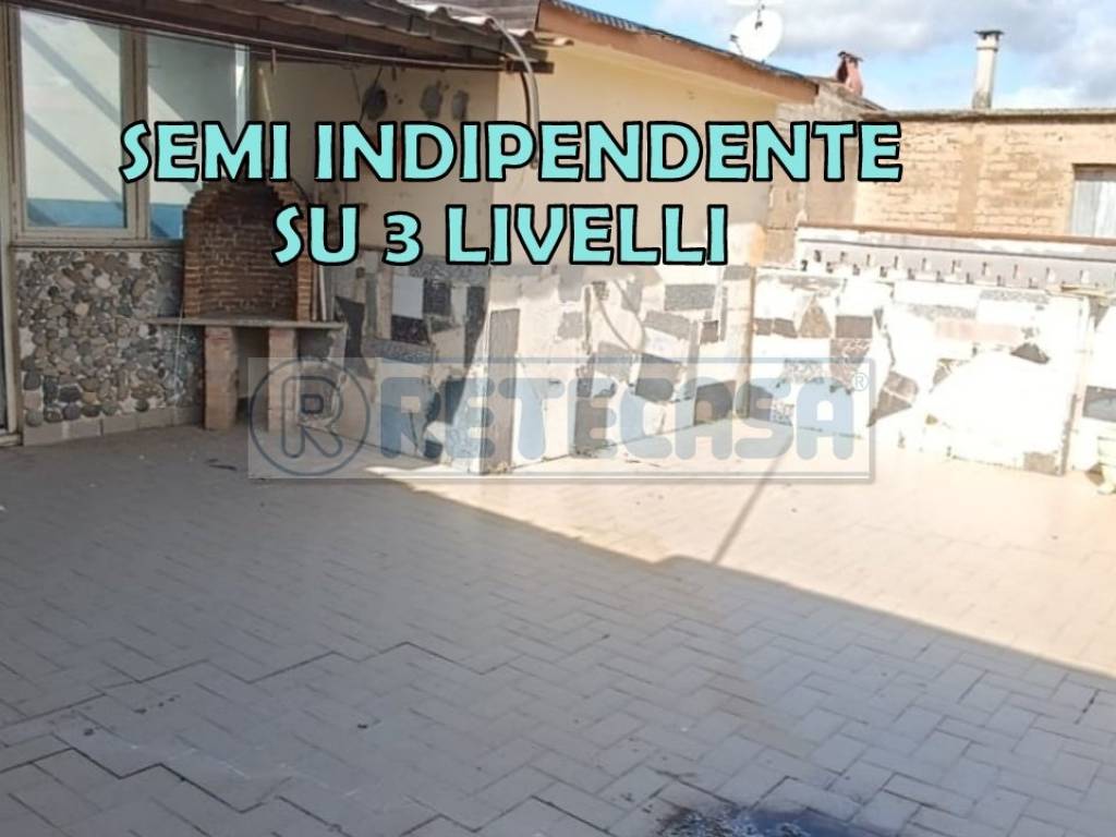 casa indipendente in vendita a Marcianise