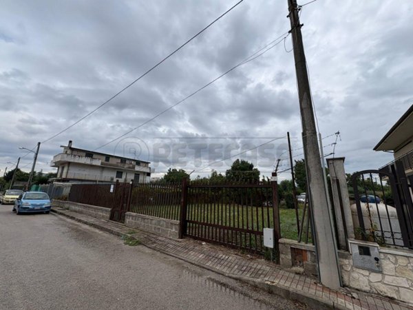 casa indipendente in vendita a Marcianise