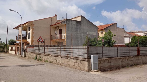 casa indipendente in vendita a Marcianise
