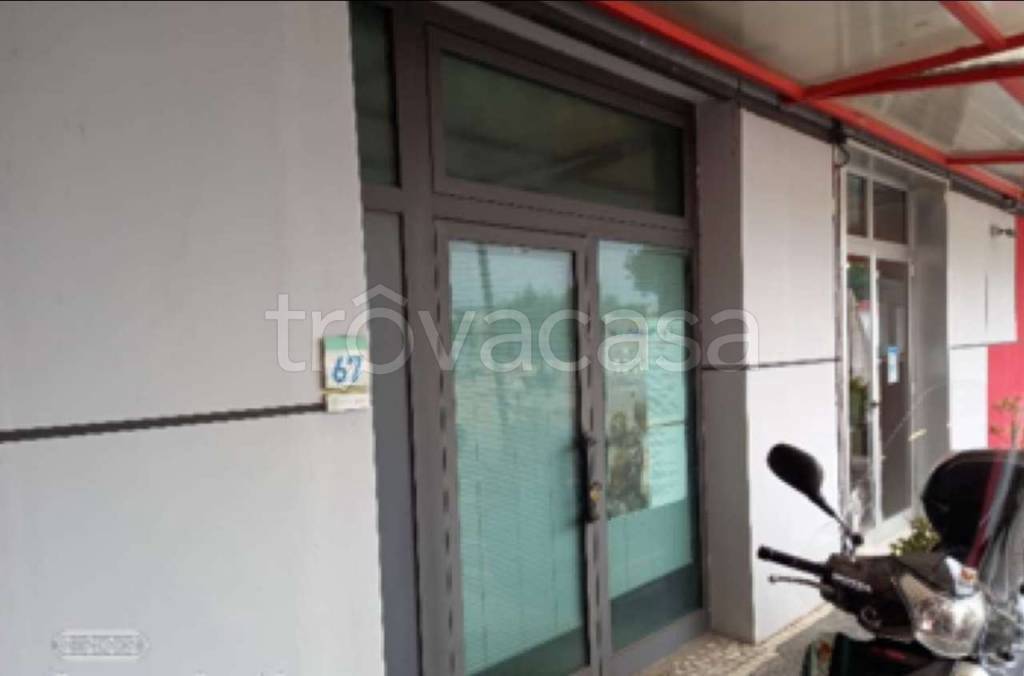 negozio in vendita a Marcianise