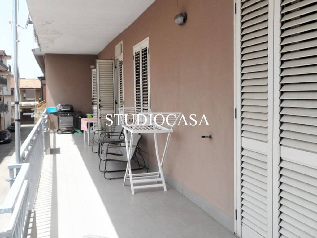 intera palazzina in vendita a Marcianise