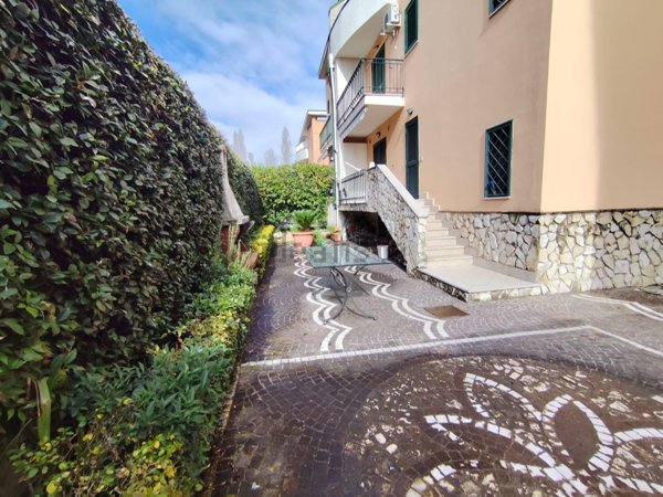 casa indipendente in vendita a Marcianise