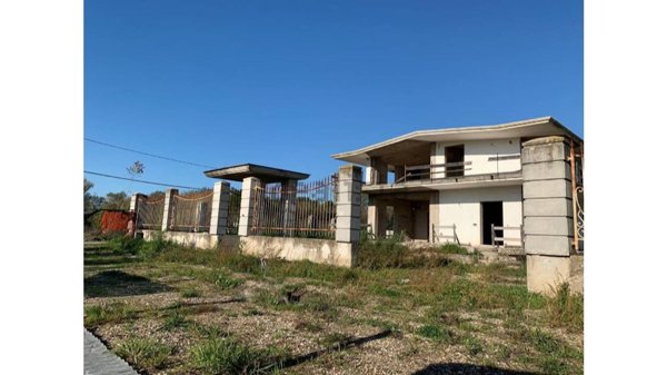 casa indipendente in vendita a Marcianise