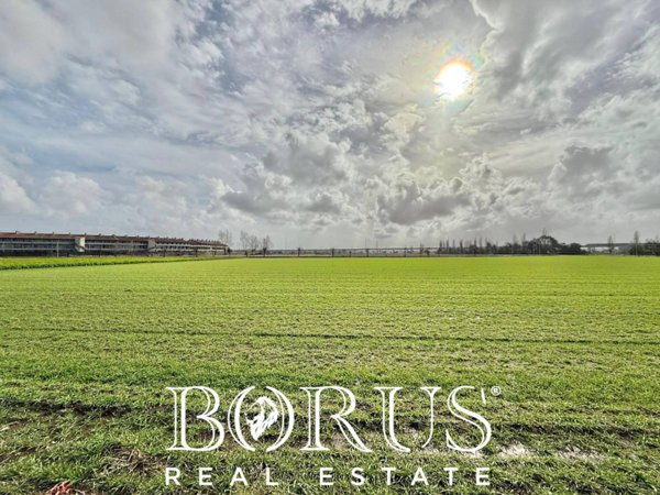 terreno edificabile in vendita a Marcianise