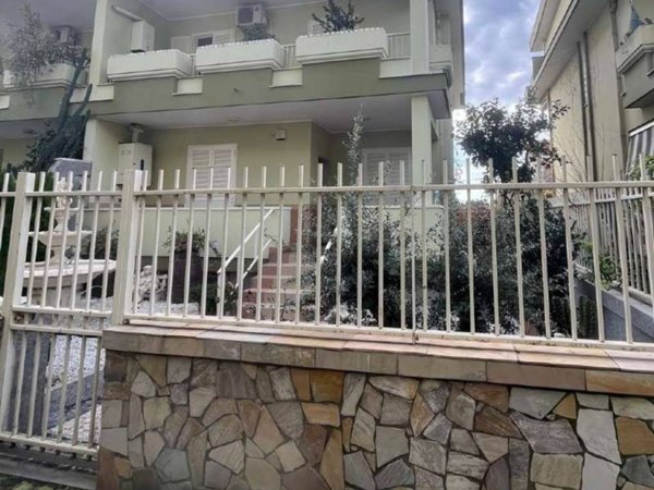 casa indipendente in vendita a Marcianise