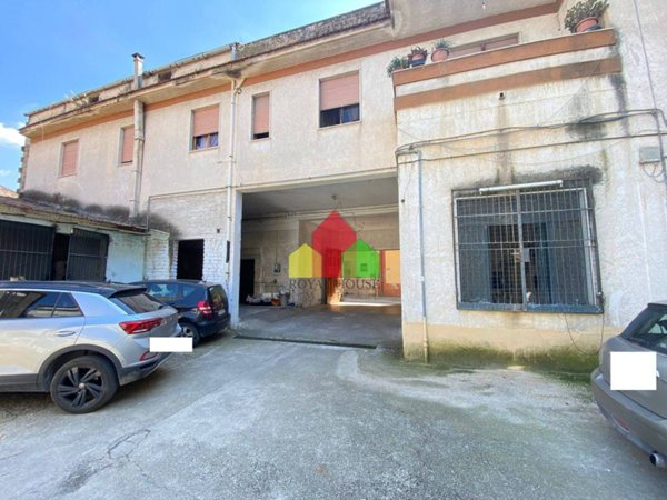 villa in vendita a Marcianise in zona Centro Città