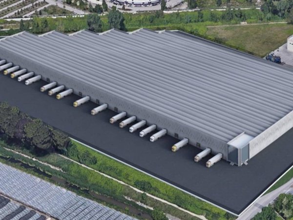 locale commerciale in vendita a Marcianise