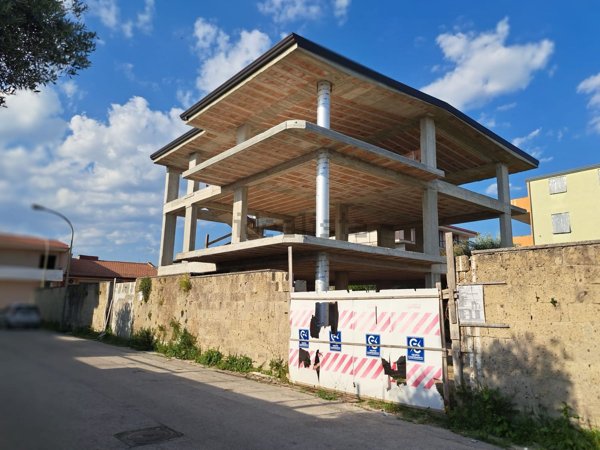 quadrivano in vendita a Marcianise