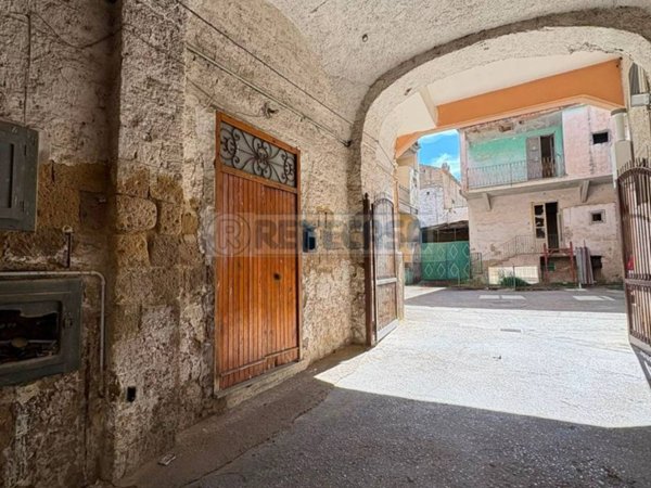 casa indipendente in vendita a Marcianise in zona Pagani