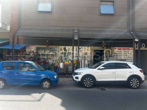 negozio in vendita a Marcianise